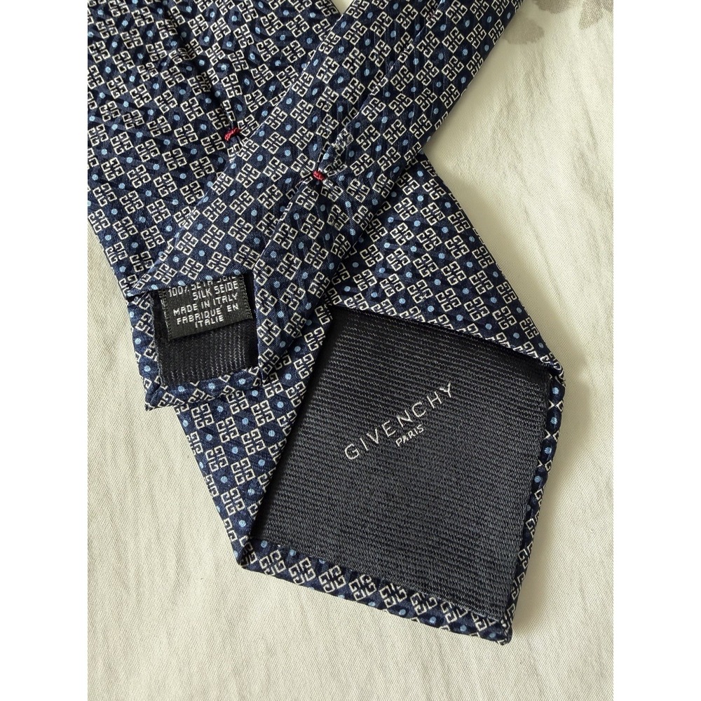 Givenchy Paris Signature Geometric Monogram Print Designer 100% Silk Made Italy